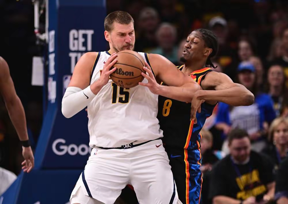 掘金轻取公牛，东契奇点燃赛场